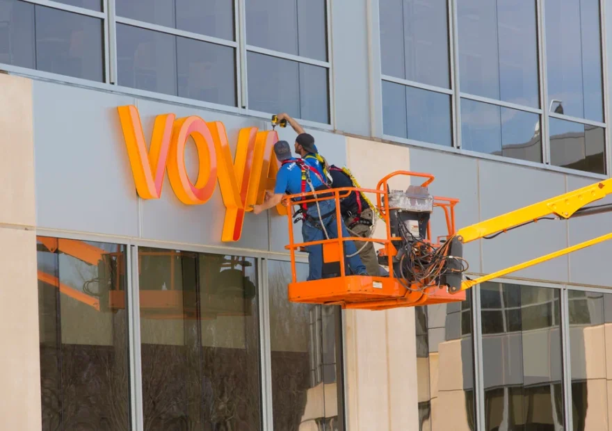 Sign installation Toronto